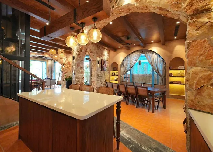 Villa Cham *